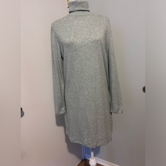 Zara turtleneck knit dress sweater,very soft & light weight,size M, green color - Picture 2 of 9